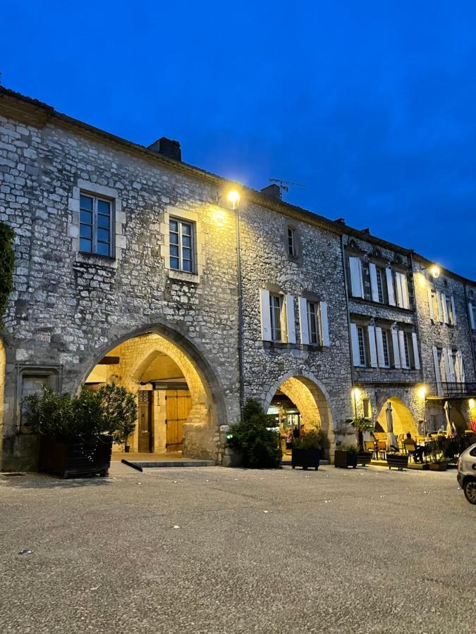 Hébergement de vacances Mondesir The Little House And Its Bastide *